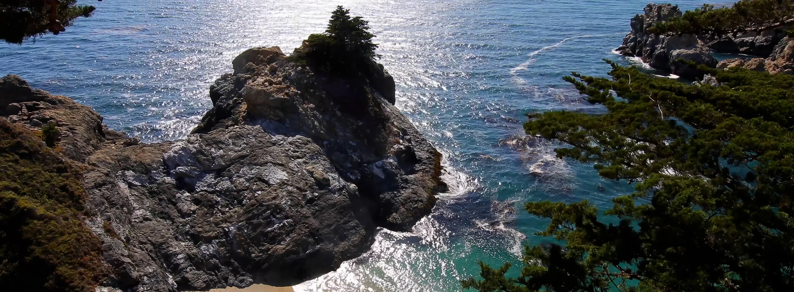 Magnifique crique de Mcway